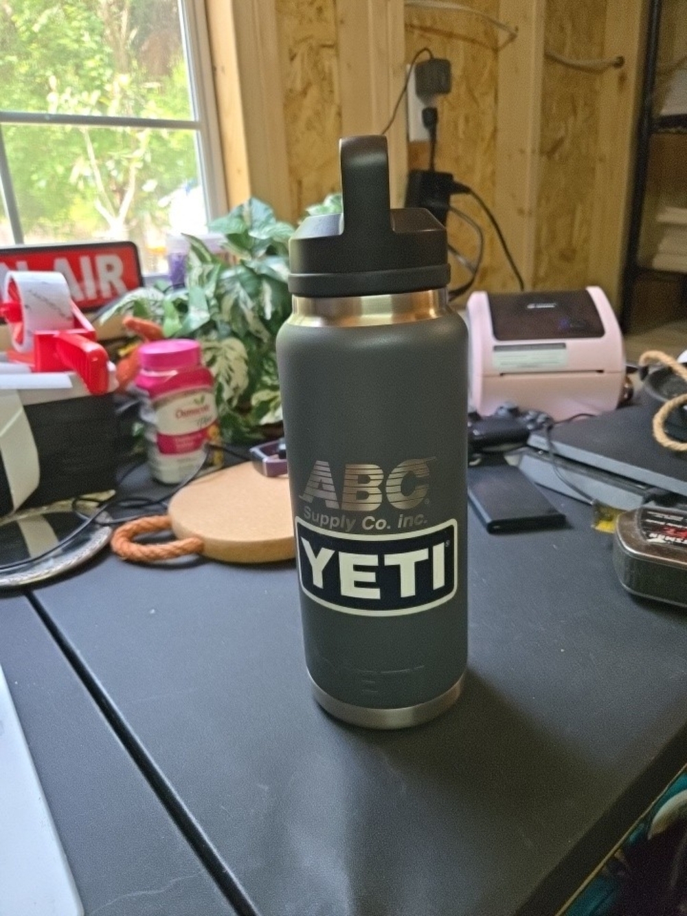 YETI 26 oz Rambler Chug Cap Stainless Steel Insulated Water Bottle